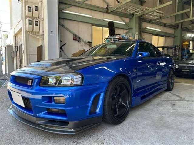 NISSAN SKYLINE
