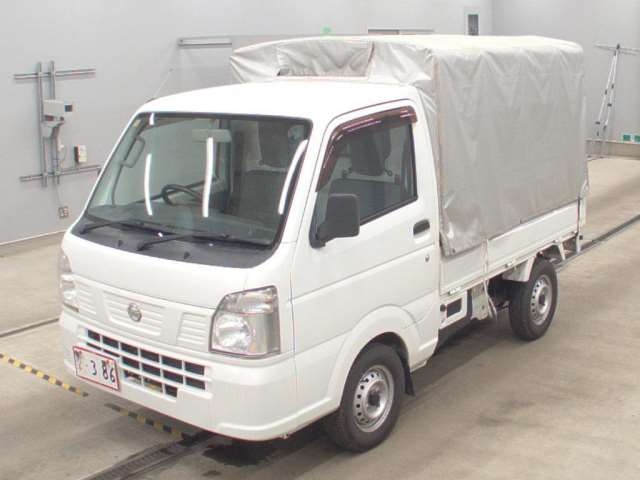 NISSAN NT100 CLIPPER