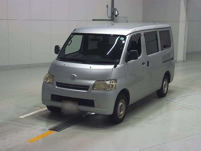 TOYOTA TOWN ACE VAN
