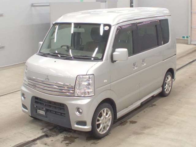 MITSUBISHI TOWN BOX